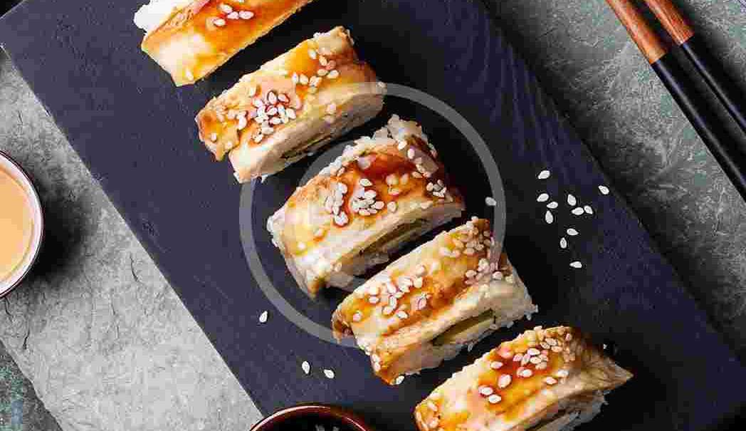 Dragon Roll: Shrimp Tempura with Eel